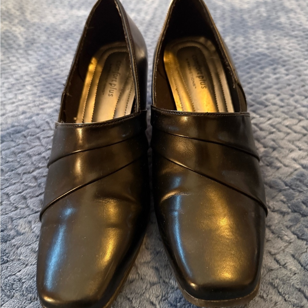 Comfort Plus by Predictions Sleek Black Heels